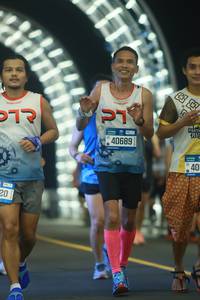 BIB: 40689, 401
                            <button type="button" onclick="openModal(21123617)" class="btn btn-primary btn-sm float-right btn-popup" data-toggle="modal" data-target=".modal-high-quality">
                        <i class="fas fa-shopping-cart"></i> Add to Cart
                    </button>
                                            <button type="button" onclick="isThisMe(21123617, true)" class="btn btn-success btn-sm float-right btn-popup btn-isme hidden" data-toggle="tooltip" data-placement="bottom" title="นี่คือรูปของคุณใช่ไหม คลิกที่นี่เพื่อเอาเข้าอัลบั้ม">
                        <i class="fas fa-plus"></i> Add to album
                    </button>
                    <button type="button" onclick="isThisMe(21123617, false)" class="btn btn-warning btn-sm float-right btn-popup btn-isnotme hidden">
                        <i class="fas fa-ban"></i> Remove from album
                    </button>